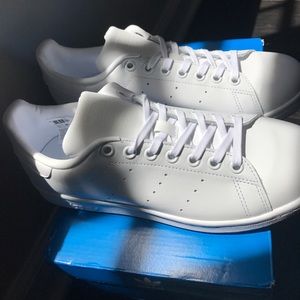 adidas Shoes - STAN SMITHS ALL WHITE SZ W 8 new adidas Shoes - STAN SMITHS ALL WHITE SZ W 8 new